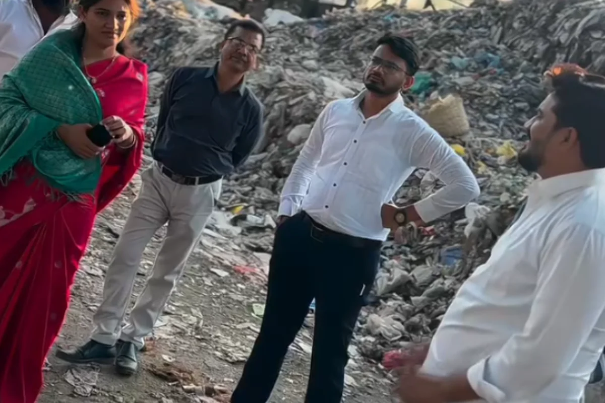 शिरूर नगरपरिषदेच्या कचरा डेपोची प्रत्यक्ष पाहणी